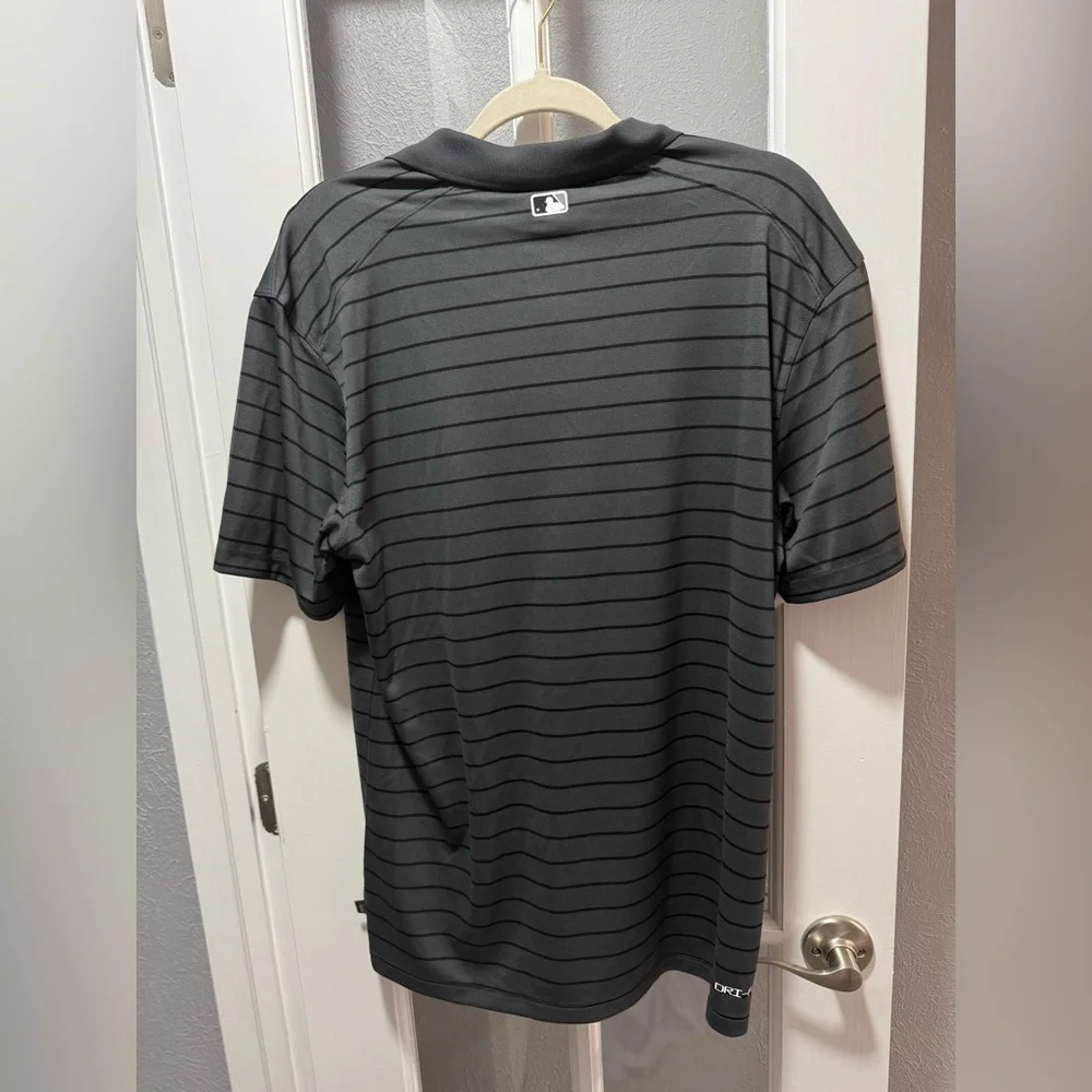 NWT Nike Men's White Sox Charcoal Striped Polo Shirt - Picture 7 of 7